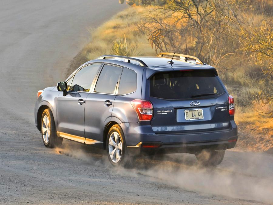  Subaru Forester 2.5i 2012 года  (US) (фото 8 из 17)